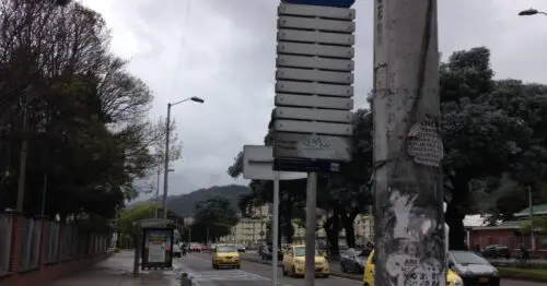 PARADERO SITP ESCUELA DE CABALLERIA  165A01